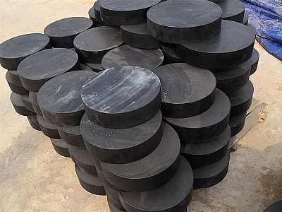 如皋市板式橡胶支座由若干层橡胶片与薄钢板经加压硫化